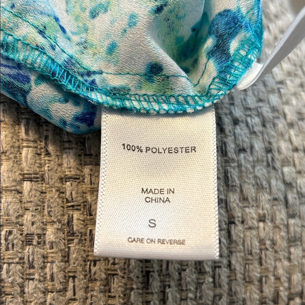 New York & Company Floral Sleeveless Blouse - Teal and Navy - Picture 4 of 4